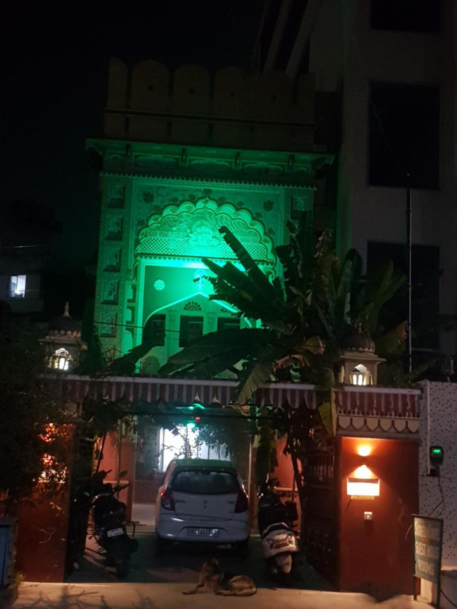 Sureli Haveli Apartment Джайпур Стая снимка