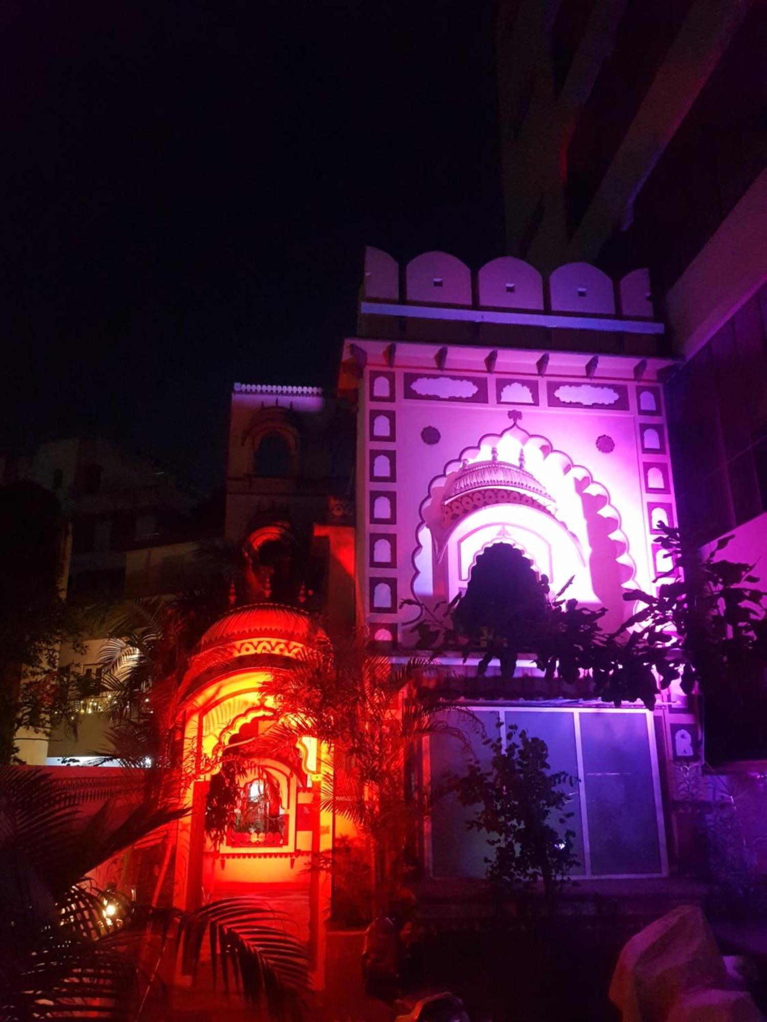 Sureli Haveli Apartment Джайпур Стая снимка